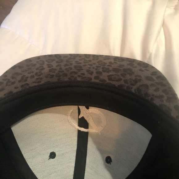 Primitive SnapBack Hat - Picture 4 of 4